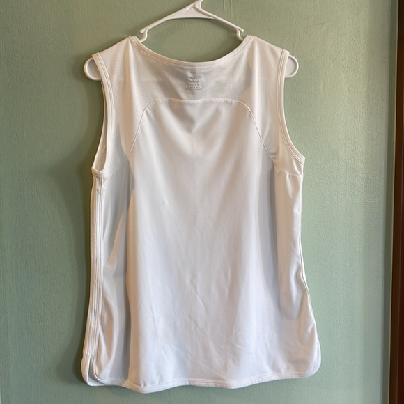 Wilson Tank Size XL - Picture 3 of 3